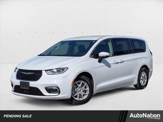 Used 2023 Chrysler Pacifica Touring-L image 1