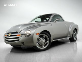 Used 2004 Chevrolet SSR w/ Preferred Equipment Group image 1