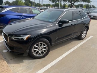 Used 2020 Volvo XC60 T5 Momentum image 1