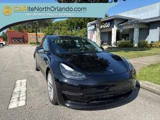 Used 2023 Tesla Model 3 Standard Range image 1
