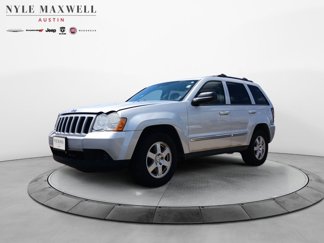 Used 2010 Jeep Grand Cherokee Laredo image 1