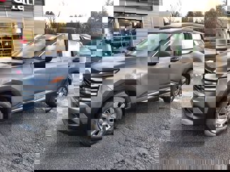 New 2025 Nissan Kicks S image 1