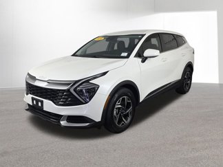 Used 2024 Kia Sportage LX image 1