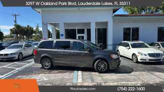 Used 2016 Dodge Grand Caravan SE image 1