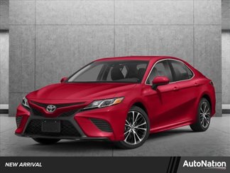 Used 2020 Toyota Camry SE image 1