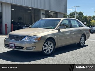 Used 2001 Toyota Avalon XLS image 1