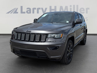 Used 2020 Jeep Grand Cherokee Altitude image 1
