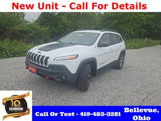 Used 2016 Jeep Cherokee Trailhawk w/ Leather Interior Group image 1