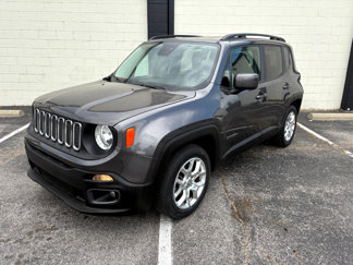 Used 2017 Jeep Renegade Latitude image 1