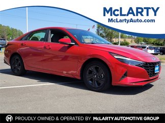 Used 2023 Hyundai Elantra SEL image 1