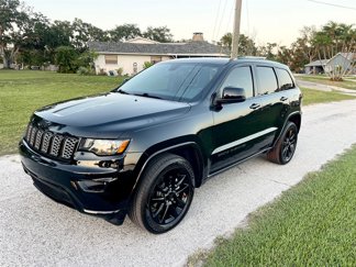 Used 2019 Jeep Grand Cherokee Altitude image 1