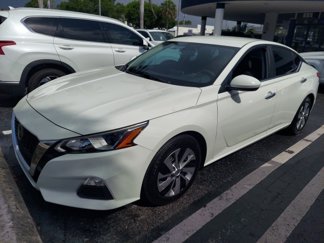 Used 2019 Nissan Altima 2.5 S image 1