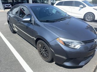 Used 2015 Toyota Corolla LE image 1