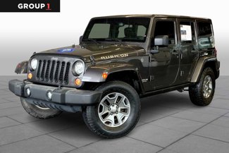 Used 2017 Jeep Wrangler Unlimited Rubicon w/ Connectivity Group image 1