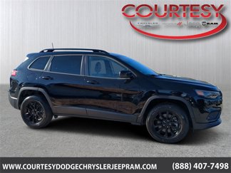 Certified 2023 Jeep Cherokee Altitude Lux image 1