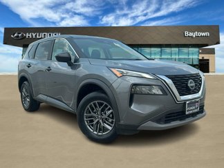 Used 2023 Nissan Rogue S image 1