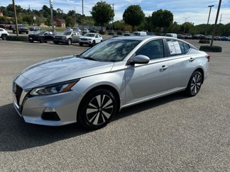 Used 2021 Nissan Altima 2.5 SV w/ SV Premium Package image 1