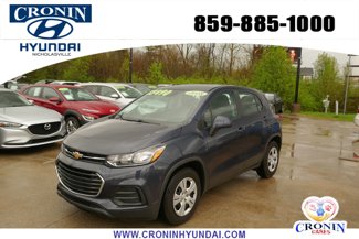 Used 2018 Chevrolet Trax LS image 1