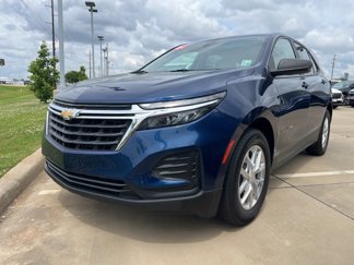 Used 2022 Chevrolet Equinox LS w/ LS Convenience Package image 1