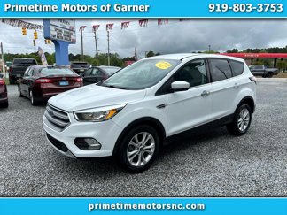 Used 2017 Ford Escape SE image 1