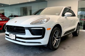 Certified 2024 Porsche Macan image 1