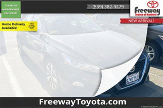 Used 2022 Nissan Altima 2.5 SV image 1