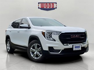 Used 2022 GMC Terrain SLE image 1