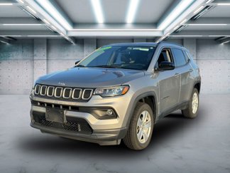 Used 2022 Jeep Compass Latitude w/ Sun and Sound Group image 1