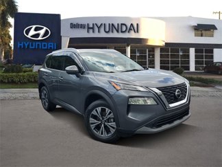 Used 2021 Nissan Rogue SV w/ Premium Package image 1
