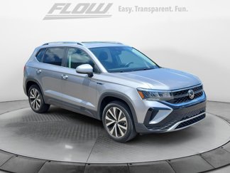 Certified 2023 Volkswagen Taos SE w/ Panoramic Sunroof Package image 1