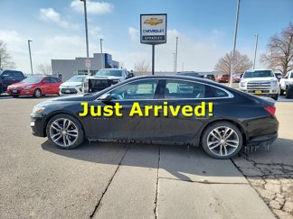 Used 2023 Chevrolet Malibu LT image 1