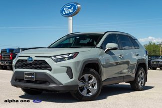 Used 2022 Toyota RAV4 XLE image 1