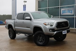 Used 2021 Toyota Tacoma TRD Off-Road image 1