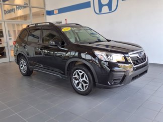 Used 2020 Subaru Forester Premium image 1