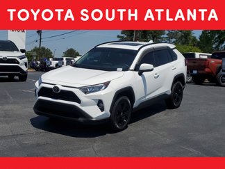 Used 2021 Toyota RAV4 XLE w/ Convenience Package image 1