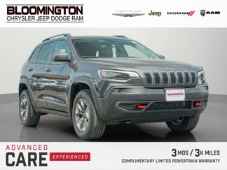 Used 2019 Jeep Cherokee Trailhawk w/ Cold Weather Group image 1
