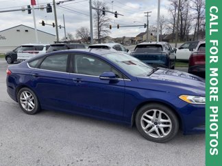 Used 2016 Ford Fusion SE image 1