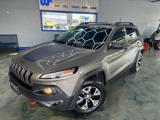 Used 2016 Jeep Cherokee Trailhawk w/ Leather Interior Group image 1