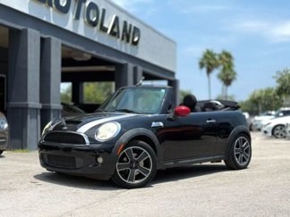 Used 2010 MINI Cooper S image 1