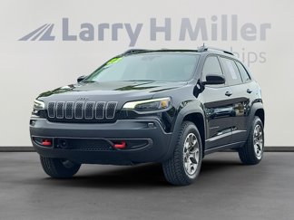 Used 2022 Jeep Cherokee Trailhawk w/ Comfort/Convenience Group image 1