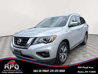 Used 2018 Nissan Pathfinder S image 1