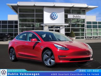 Used 2019 Tesla Model 3 Standard Range Plus image 1