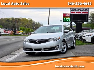 Used 2013 Toyota Camry SE image 1