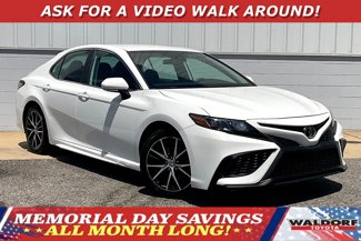 Used 2023 Toyota Camry SE image 1