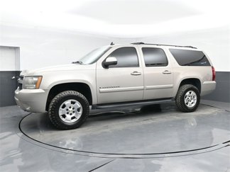 Used 2007 Chevrolet Suburban LT w/ LT Preferred Equipment Group image 1