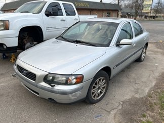Used 2004 Volvo S60 2.4 image 1