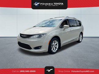 Used 2020 Chrysler Pacifica Touring-L Plus w/ Tire & Wheel Group image 1