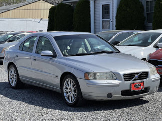 Used 2005 Volvo S60 T5 image 1