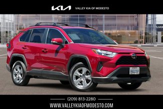 Used 2022 Toyota RAV4 XLE image 1