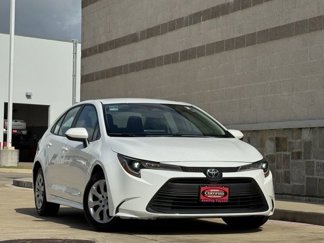 Used 2023 Toyota Corolla LE image 1